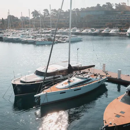 Yacht Z6 Dolcevita Rovinj