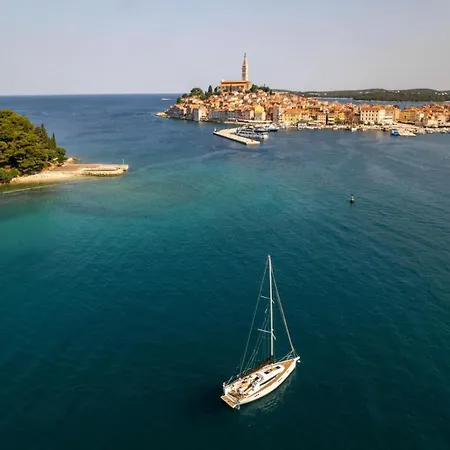Yacht Z6 Dolcevita * Rovinj