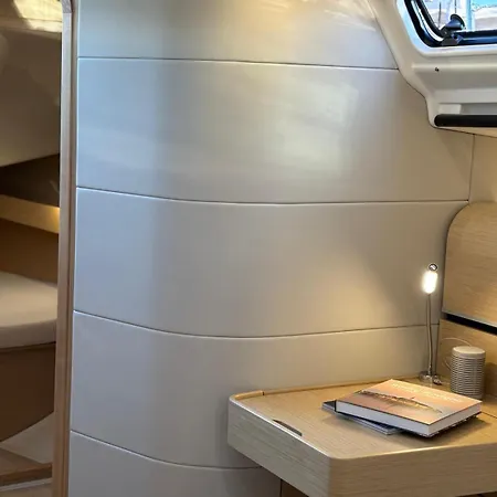 Yacht Z6 Dolcevita Rovinj